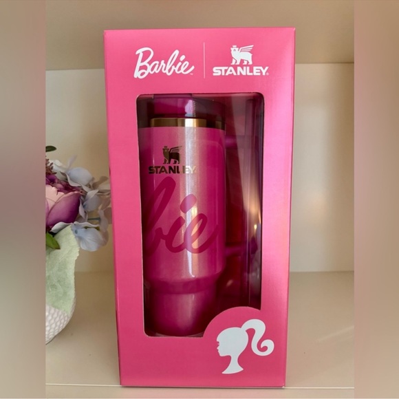 🎉LAST CHANCE🎉Limited Edition Stanley BARBIE ICON
40 OZ QUENCHER - Picture 1 of 10